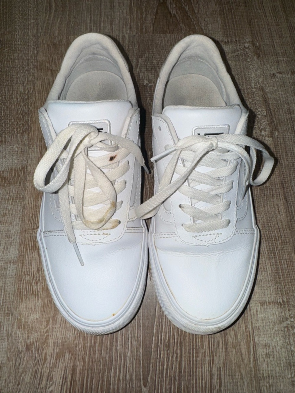 Classic White vans Low-Top Sneakers